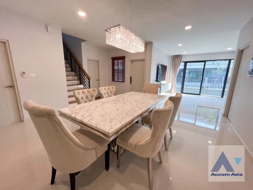 4  4 br House for rent and sale in Samutprakan ,Samutprakan  at Centro Bangna AA43195