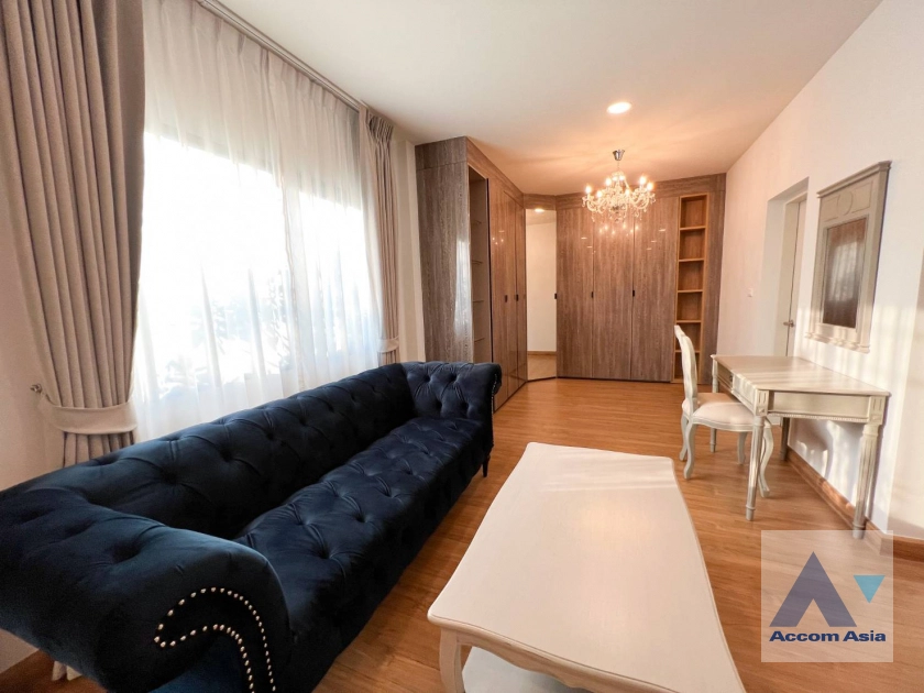 11  4 br House for rent and sale in Samutprakan ,Samutprakan  at Centro Bangna AA43195