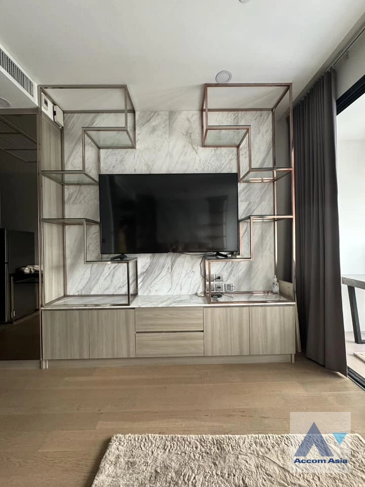 unit 1 Bedroom  Condominium For Rent in Silom, Bangkok  near MRT Sam Yan (AA43198)