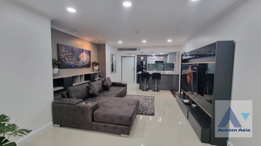unit 1 Bedroom  Condominium For Rent & Sale in Sukhumvit, Bangkok  near BTS Nana (AA43200)