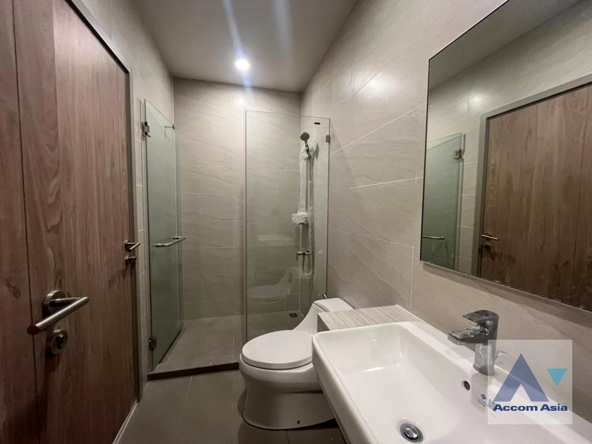 14  3 br Condominium For Sale in Sathorn ,Bangkok MRT Lumphini at THE CROWN Residences AA43210