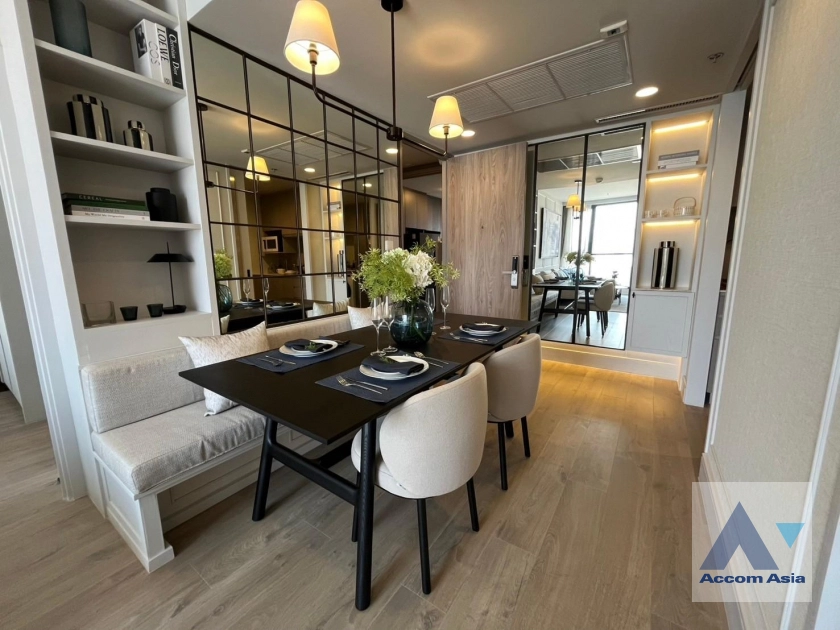  1  2 br Condominium For Sale in Sathorn ,Bangkok MRT Lumphini at THE CROWN Residences AA43211