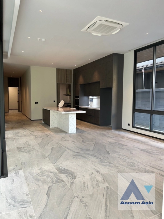 5  5 br House For Sale in Pattanakarn ,Bangkok  at SIRANINN Residences AA43212