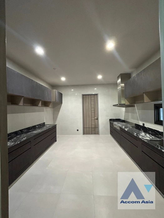 7  5 br House For Sale in Pattanakarn ,Bangkok  at SIRANINN Residences AA43212