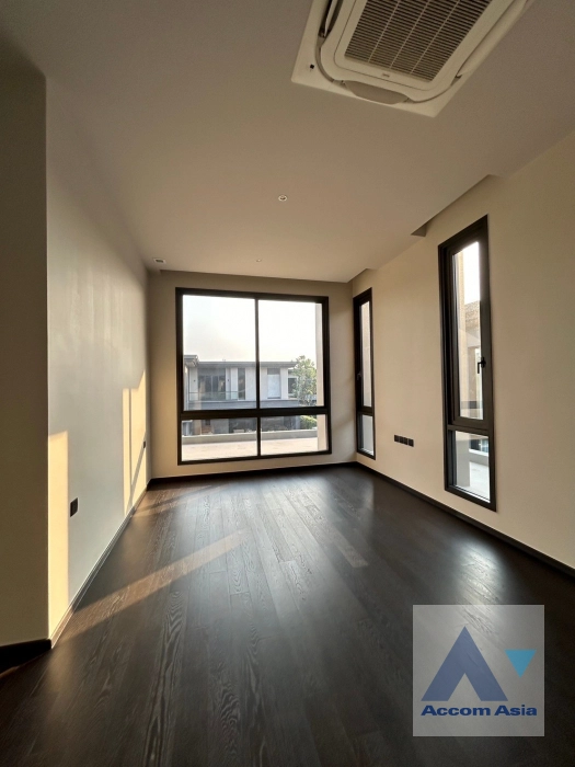 18  5 br House For Sale in Pattanakarn ,Bangkok  at SIRANINN Residences AA43212