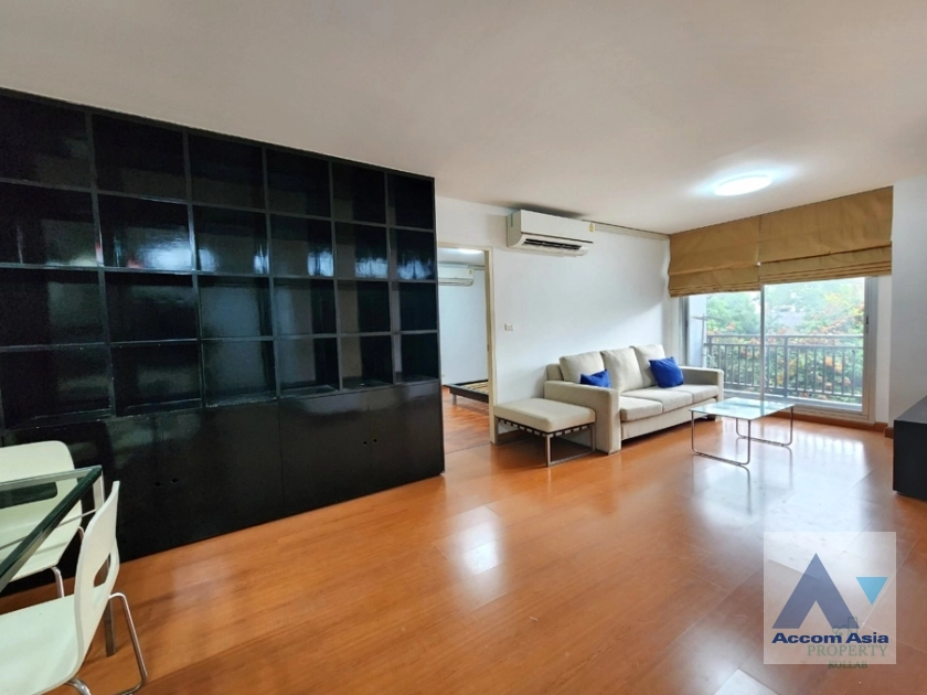 unitCorner Unit |  2 Bedrooms  Condominium For Sale in Sathorn, Bangkok  near MRT Lumphini (AA43213)