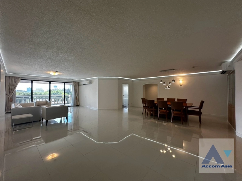 6  3 br Apartment For Rent in Ploenchit ,Bangkok BTS Ratchadamri at High rise and Peaceful AA43218