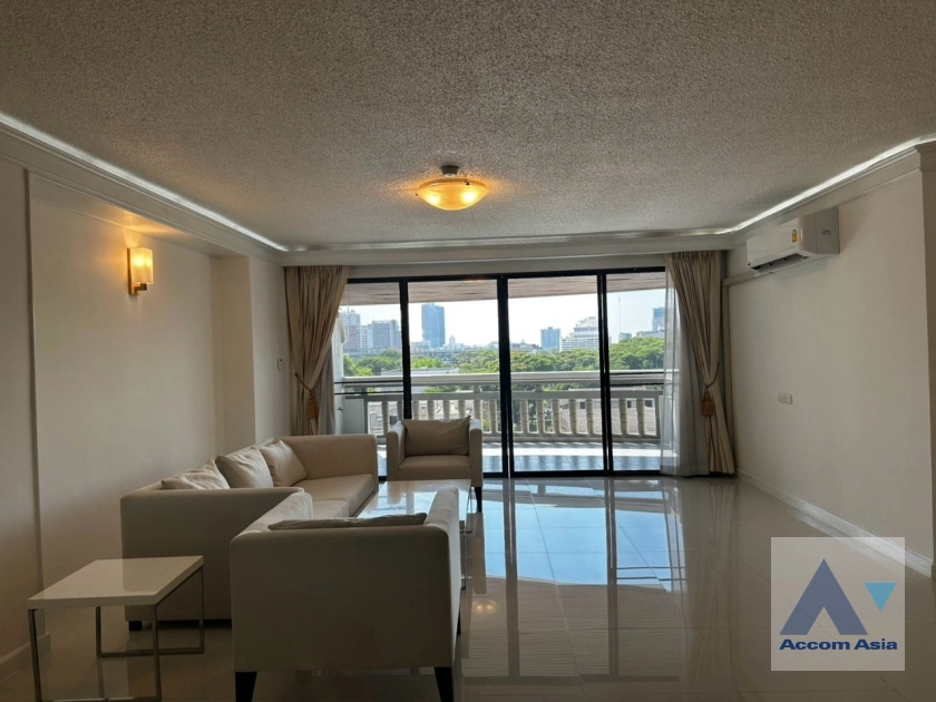  2  3 br Apartment For Rent in Ploenchit ,Bangkok BTS Ratchadamri at High rise and Peaceful AA43218