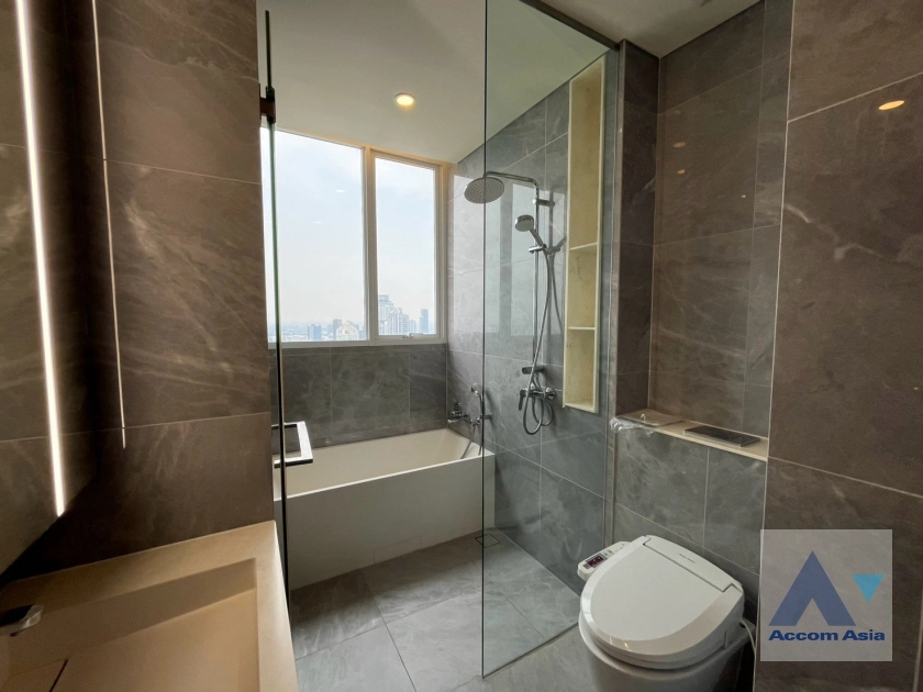 10  4 br Condominium For Sale in Sukhumvit ,Bangkok BTS Ekkamai at Siamese Exclusive 42 AA43224