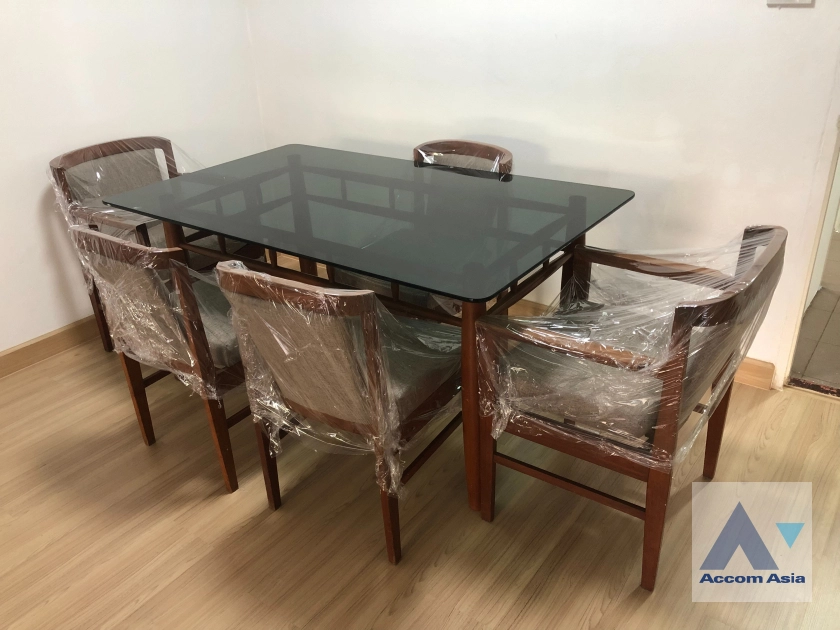 unit 2 Bedrooms  Condominium For Sale in Sukhumvit, Bangkok  near BTS Nana (AA43226)