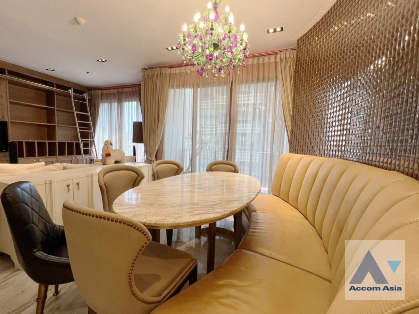  1  2 br Condominium For Sale in Sukhumvit ,Bangkok BTS Phrom Phong at The Emporio Place AA43228