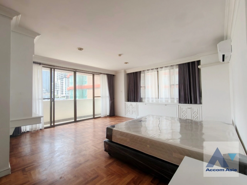 9  3 br Apartment For Rent in Sukhumvit ,Bangkok BTS Phrom Phong at Pet friendly - High rise Apartment in Phrom Phong AA43230