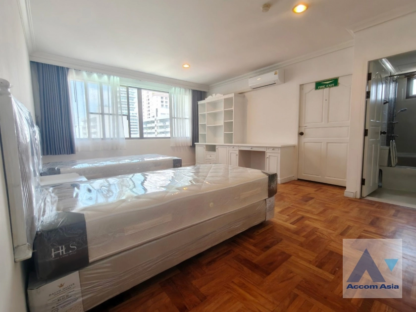 12  3 br Apartment For Rent in Sukhumvit ,Bangkok BTS Phrom Phong at Pet friendly - High rise Apartment in Phrom Phong AA43230