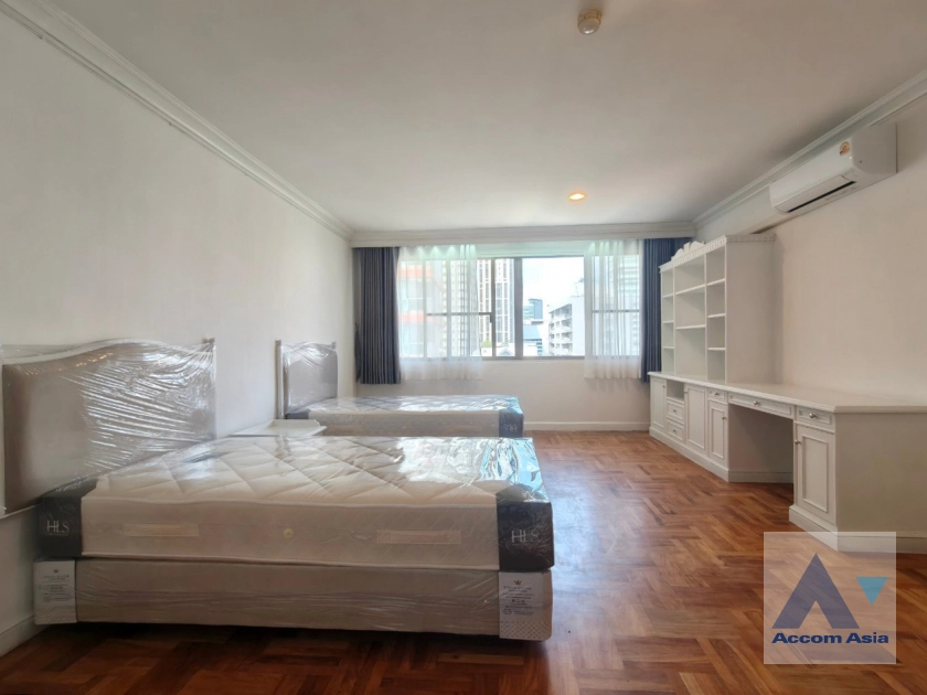 11  3 br Apartment For Rent in Sukhumvit ,Bangkok BTS Phrom Phong at Pet friendly - High rise Apartment in Phrom Phong AA43230