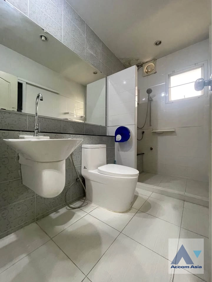 8  4 br House for rent and sale in Samutprakan ,Samutprakan  at LE NEO II AA43232