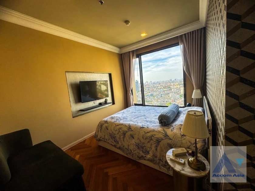 5  2 br Condominium For Sale in Charoen Nakhon ,Bangkok BTS Wongwian Yai at Nye By Sansiri AA43233