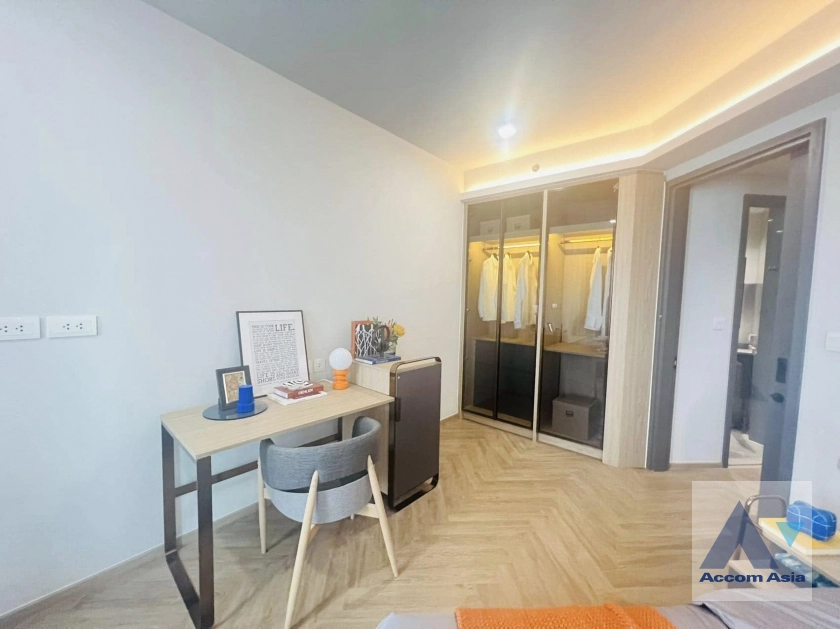 unit 1 Bedroom  Condominium For Rent in Silom, Bangkok  near MRT Sam Yan (AA43241)
