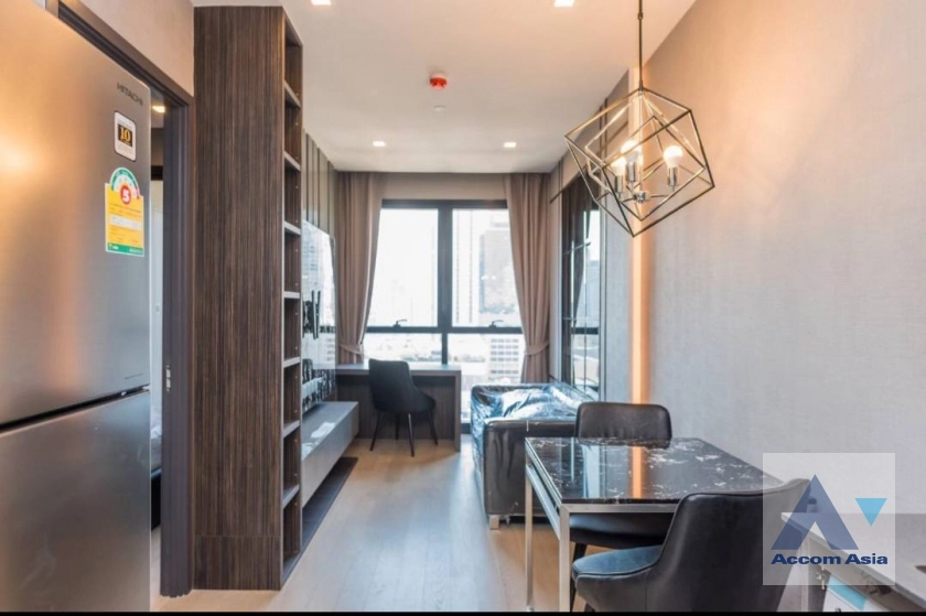 unit 1 Bedroom  Condominium For Rent in Sukhumvit, Bangkok  near BTS Asok - MRT Sukhumvit (AA43242)