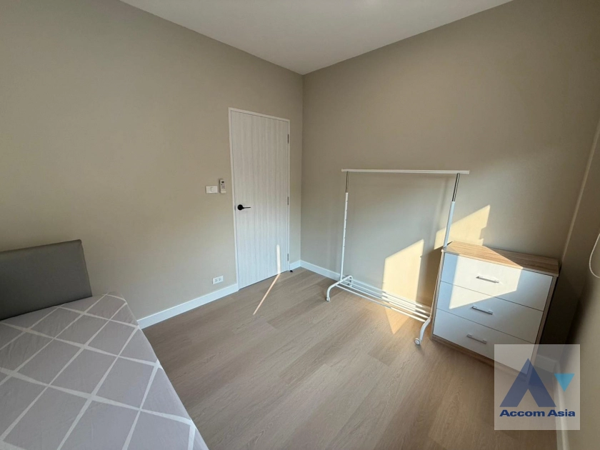 20  3 br House for rent and sale in Pattanakarn ,Bangkok  at Life Bangkok Boulevard Wongwaen-Onnut 2 AA43243