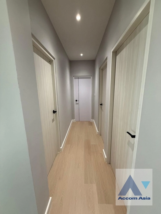 13  3 br House for rent and sale in Pattanakarn ,Bangkok  at Life Bangkok Boulevard Wongwaen-Onnut 2 AA43243