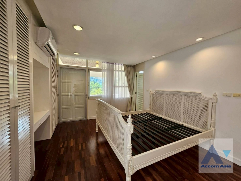 6  2 br Apartment For Rent in Ploenchit ,Bangkok BTS Ploenchit at Set among tropical atmosphere AA43245