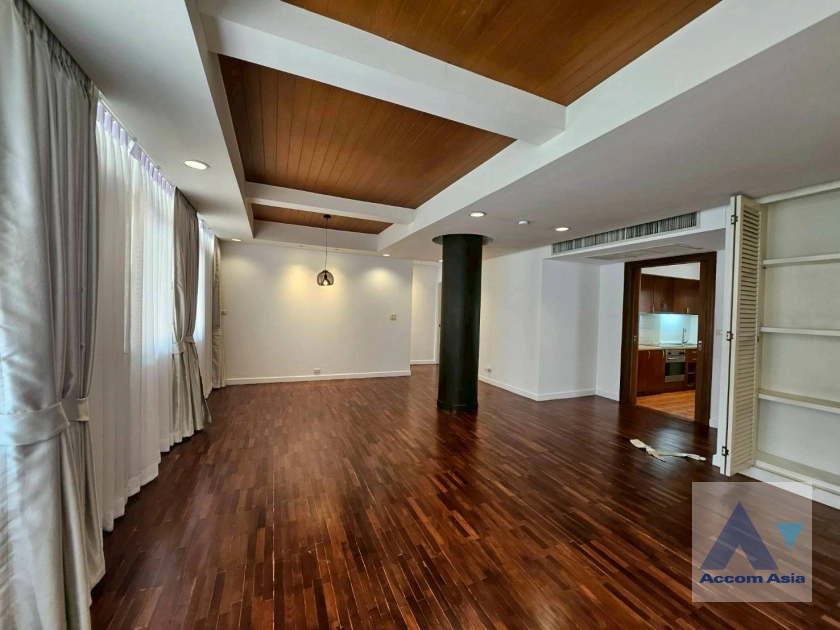  2  2 br Apartment For Rent in Ploenchit ,Bangkok BTS Ploenchit at Set among tropical atmosphere AA43245