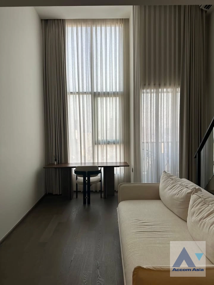 4  1 br Condominium For Sale in Silom ,Bangkok  at Park Origin Chula Samyan AA43247