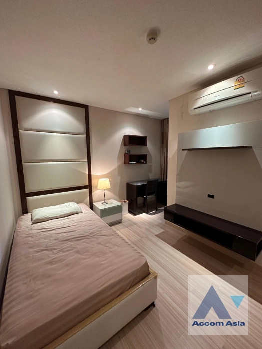 5  2 br Condominium For Rent in  ,Bangkok BTS Ratchadamri at The Address Pathumwan AA43251