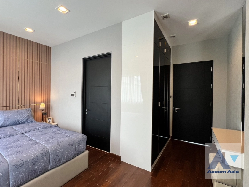 22  4 br House for rent and sale in Latkrabang ,Bangkok ARL Ban Thap Chang at House AA43258