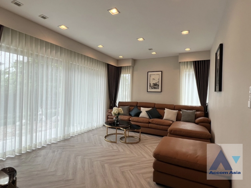  2  4 br House for rent and sale in Latkrabang ,Bangkok ARL Ban Thap Chang at House AA43258