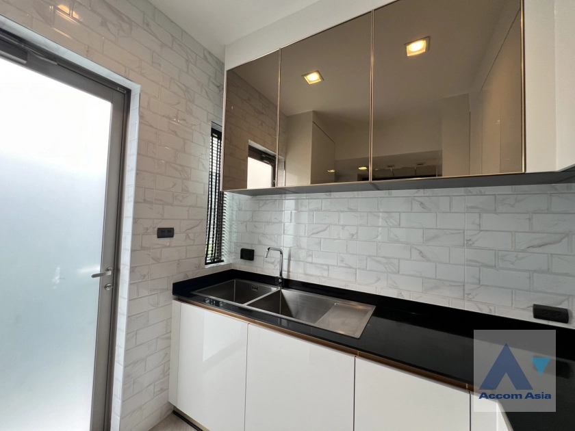 12  4 br House for rent and sale in Latkrabang ,Bangkok ARL Ban Thap Chang at House AA43258