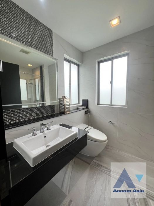 26  4 br House for rent and sale in Latkrabang ,Bangkok ARL Ban Thap Chang at House AA43258