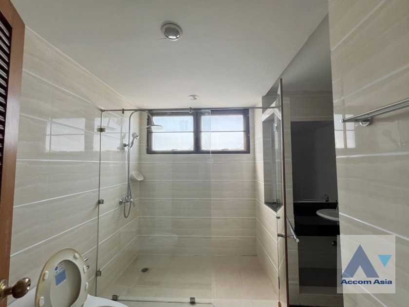 8  4 br Condominium For Sale in Sukhumvit ,Bangkok BTS Thong Lo at The Habitat AA43260