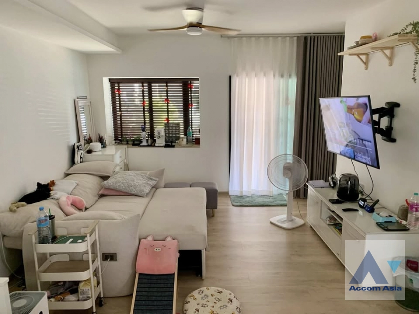  1  2 br House For Sale in Samutprakan ,Samutprakan  at Villaggio 3 Srinakarin Bangna AA43263