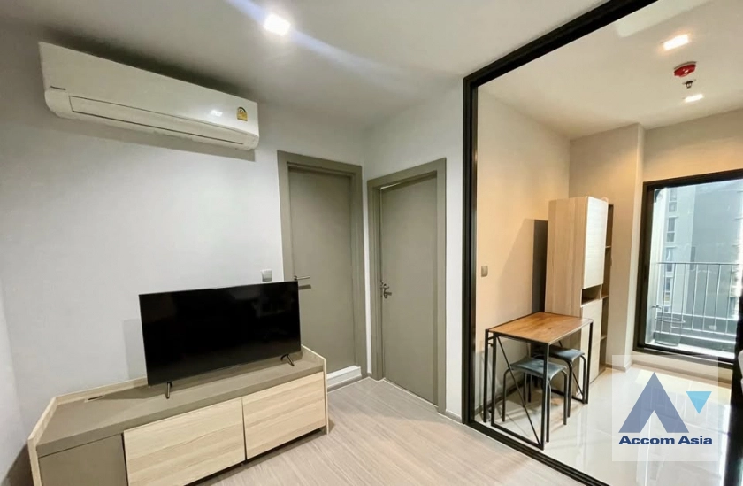 unit 1 Bedroom  Condominium For Sale in Phaholyothin, Bangkok  near MRT Rama 9 (AA43264)