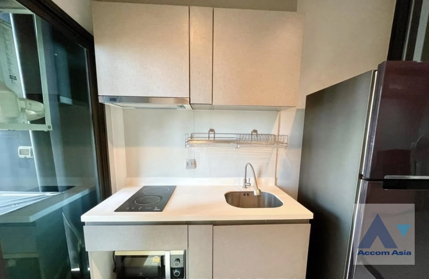 8  1 br Condominium For Sale in Phaholyothin ,Bangkok MRT Rama 9 at LIFE Asoke-Rama 9 AA43264