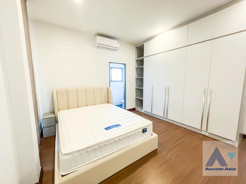 15  5 br House For Rent in Samutprakan ,Samutprakan BTS Bang Na at The City Bangna AA43268