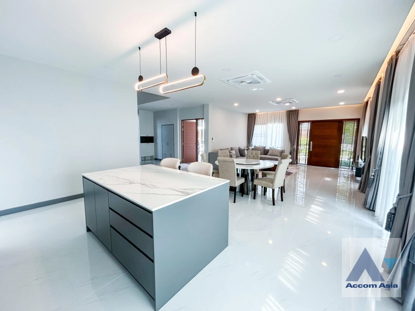 6  5 br House For Rent in Samutprakan ,Samutprakan BTS Bang Na at The City Bangna AA43268