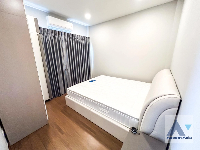 13  5 br House For Rent in Samutprakan ,Samutprakan BTS Bang Na at The City Bangna AA43268