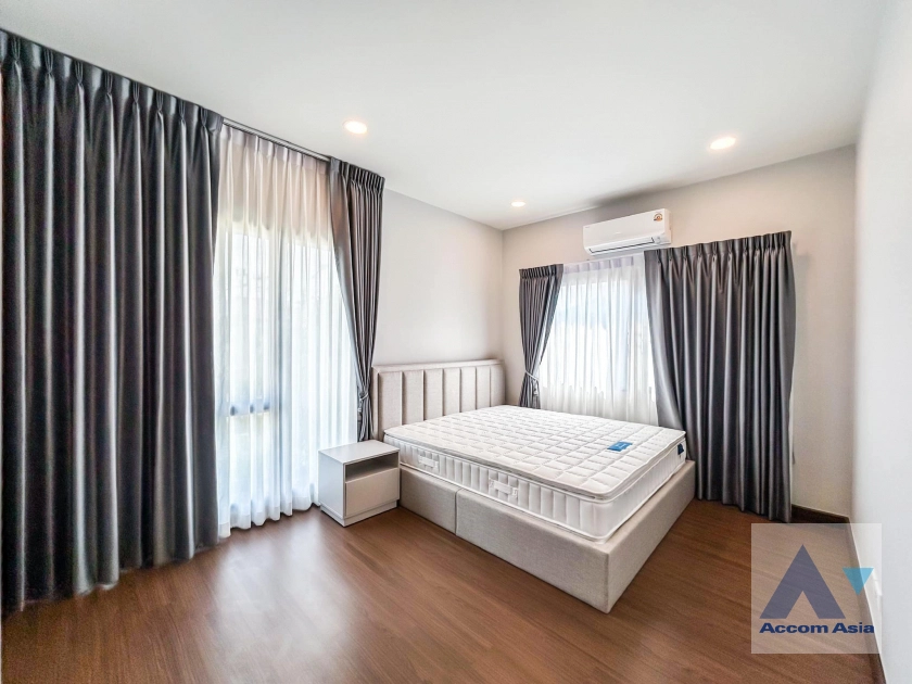 9  5 br House For Rent in Samutprakan ,Samutprakan BTS Bang Na at The City Bangna AA43268