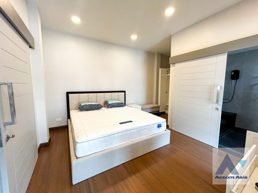 16  5 br House For Rent in Samutprakan ,Samutprakan BTS Bang Na at The City Bangna AA43268