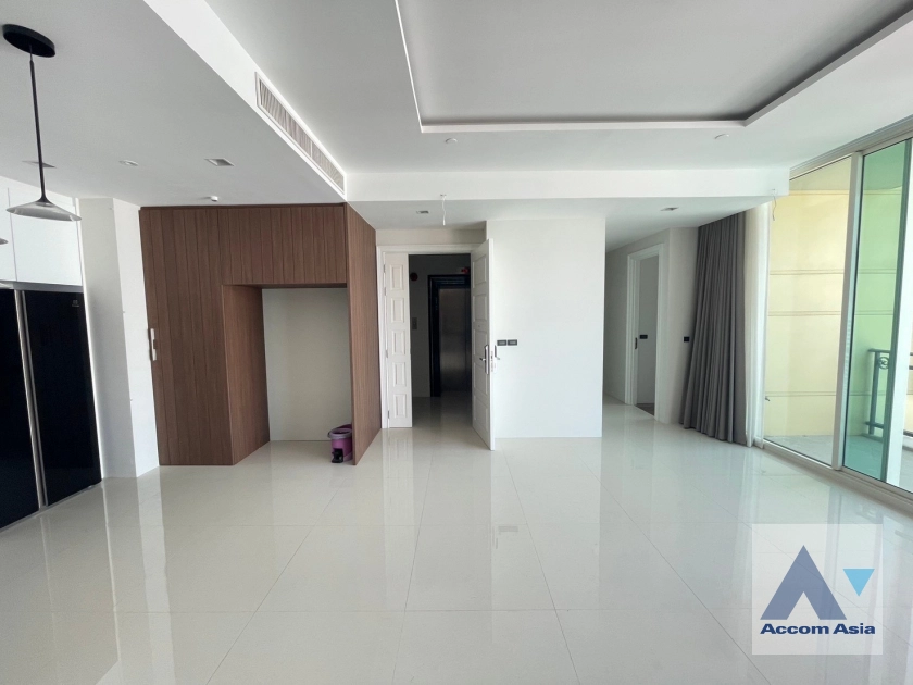  1  2 br Condominium For Sale in Sukhumvit ,Bangkok BTS Phrom Phong at Royce Private Residences AA43271