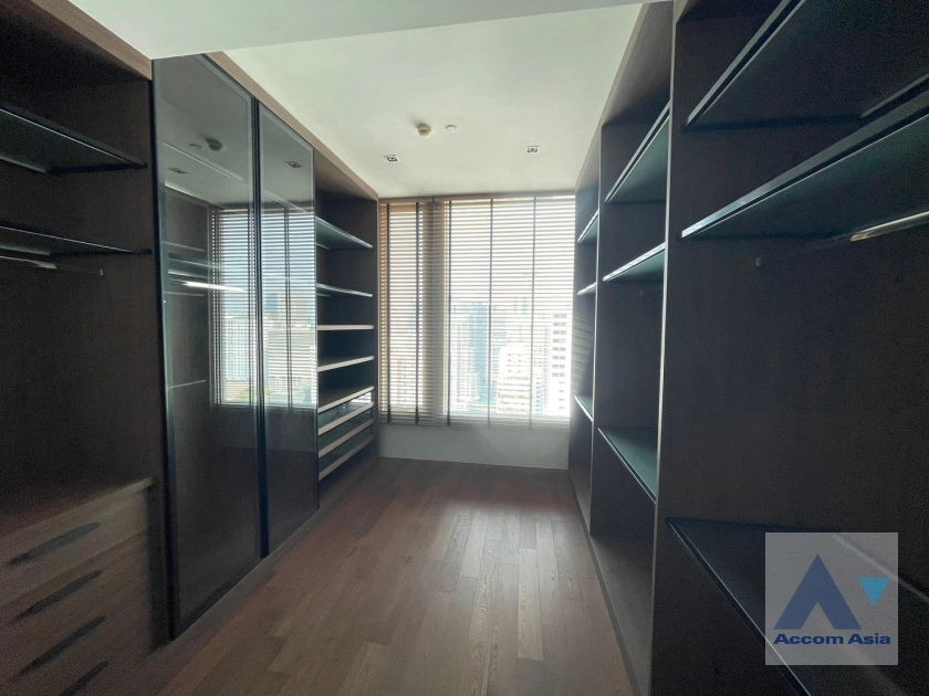 6  2 br Condominium For Sale in Sukhumvit ,Bangkok BTS Phrom Phong at Royce Private Residences AA43271