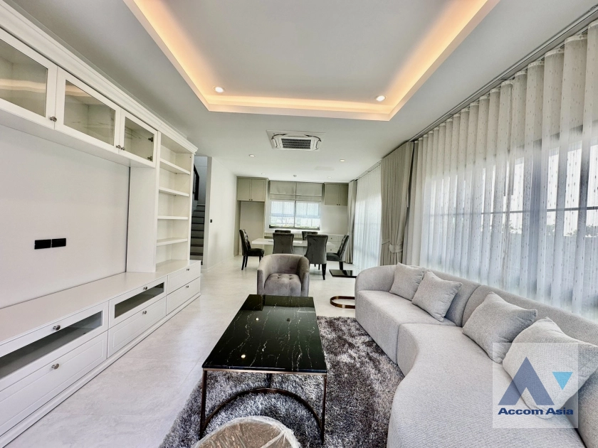  1  4 br House For Rent in Samutprakan ,Samutprakan  at Setthasiri Bangna KM.10 AA43275