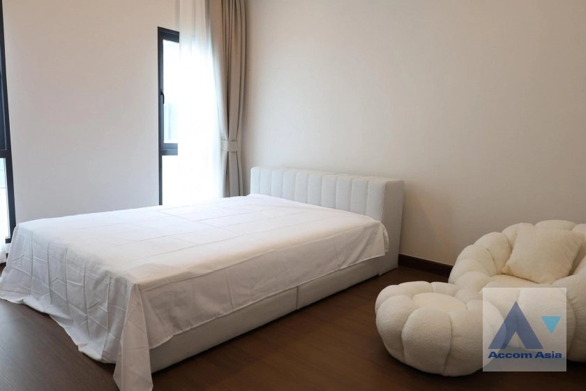 13  4 br House for rent and sale in Phaholyothin ,Bangkok  at The City Watcharapol AA43276