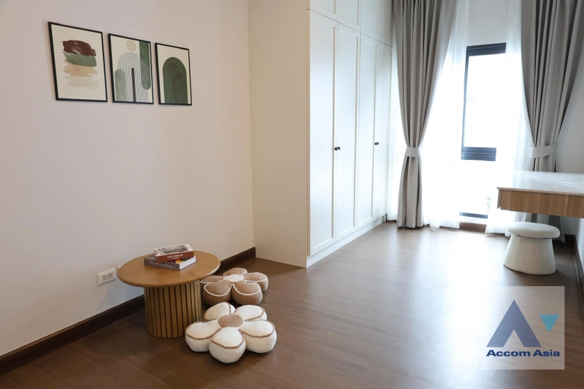 9  4 br House for rent and sale in Phaholyothin ,Bangkok  at The City Watcharapol AA43276