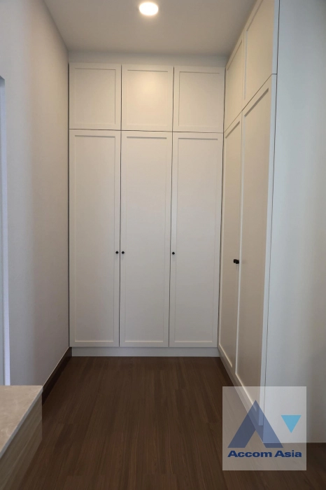 18  4 br House for rent and sale in Phaholyothin ,Bangkok  at The City Watcharapol AA43276