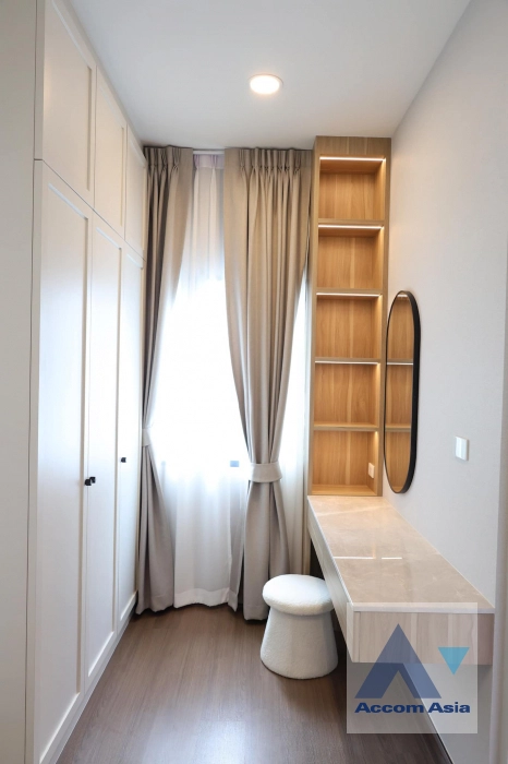 15  4 br House for rent and sale in Phaholyothin ,Bangkok  at The City Watcharapol AA43276