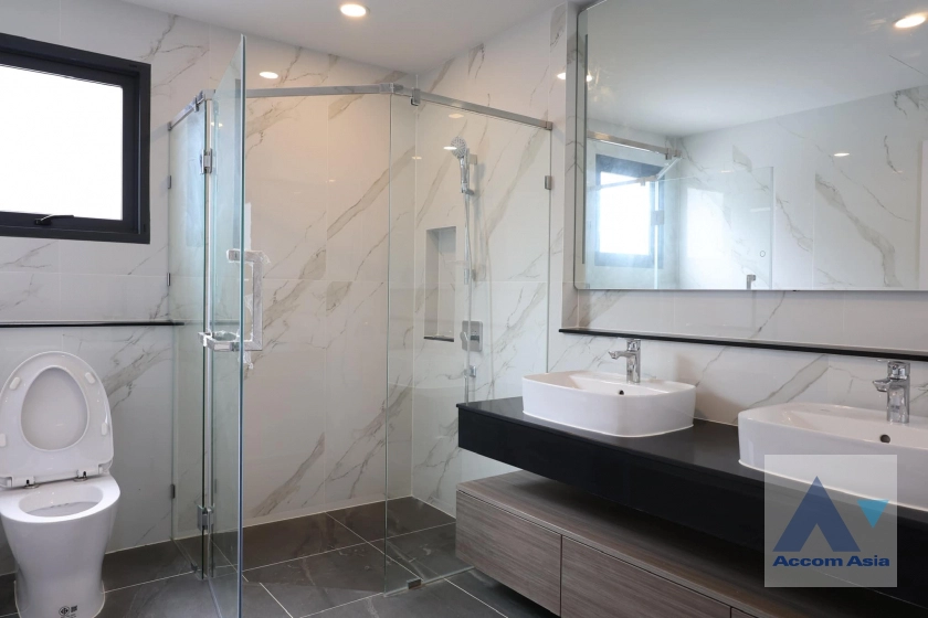 16  4 br House for rent and sale in Phaholyothin ,Bangkok  at The City Watcharapol AA43276