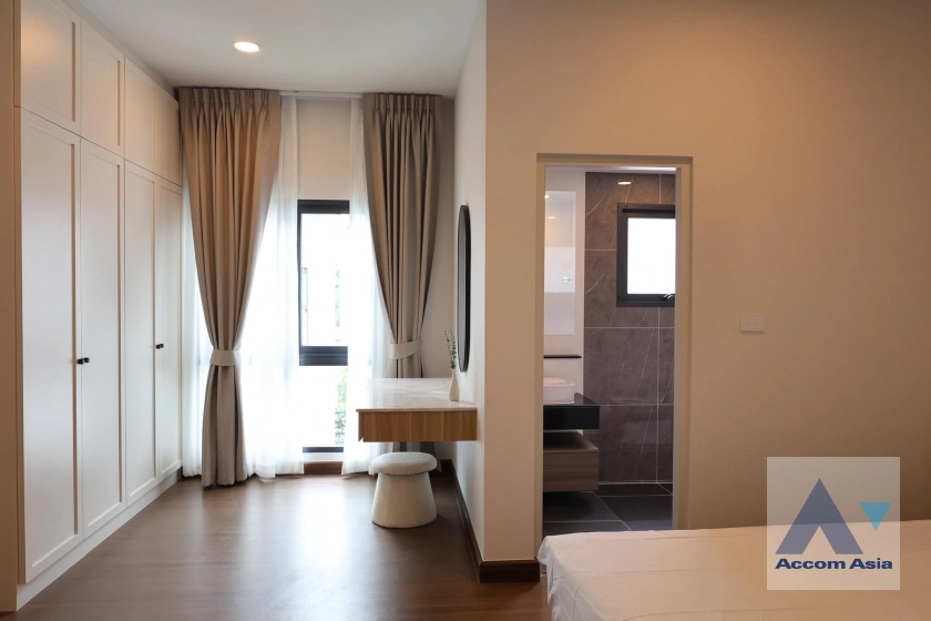 14  4 br House for rent and sale in Phaholyothin ,Bangkok  at The City Watcharapol AA43276